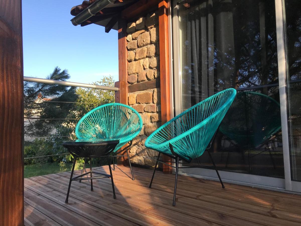 Отель Les Genets Orleat Экстерьер фото